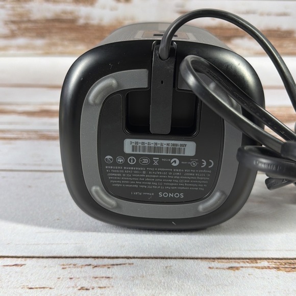 Sonos PLAY:1 Black Wireless Speakers Gen2 S2 Tested / Sounds Great - Picture 4 of 5